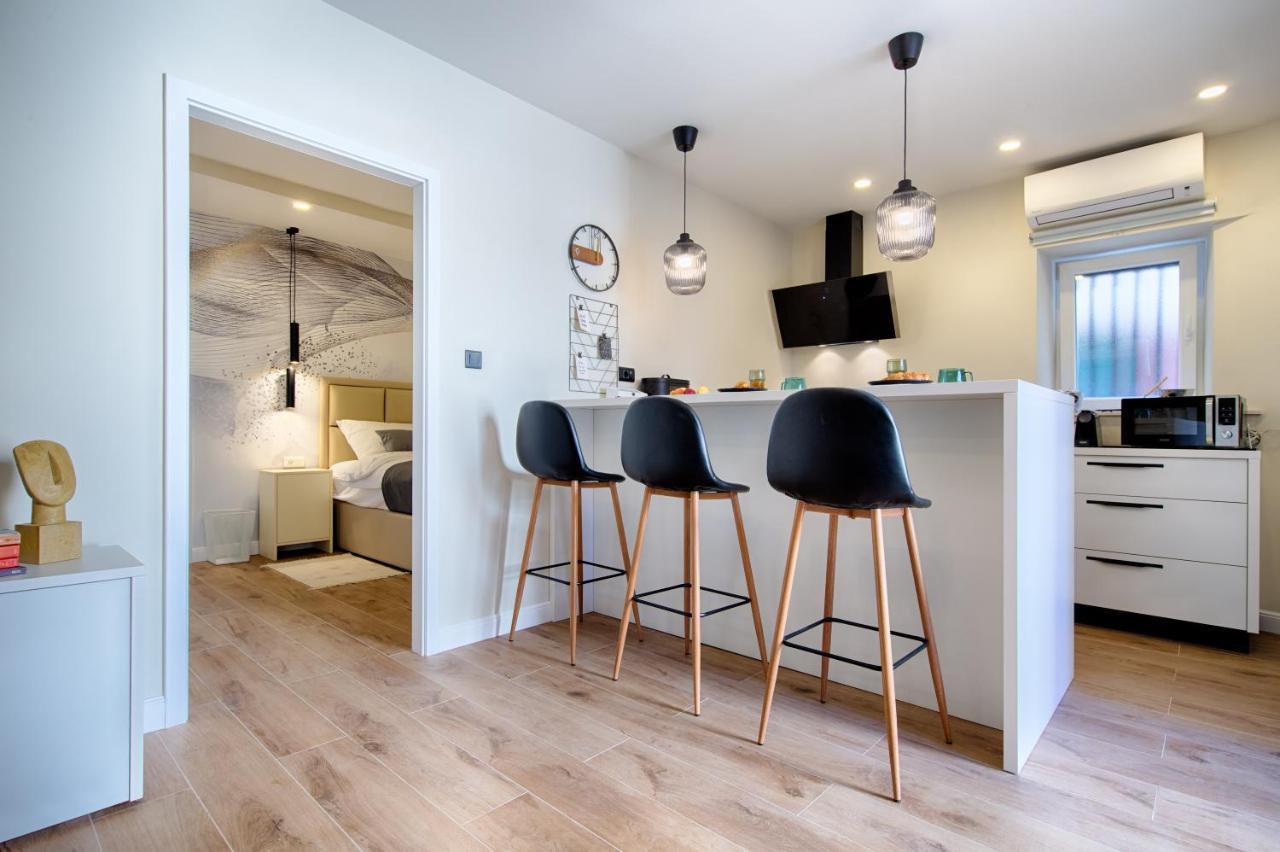 Apartment Kirinkin Вис Экстерьер фото